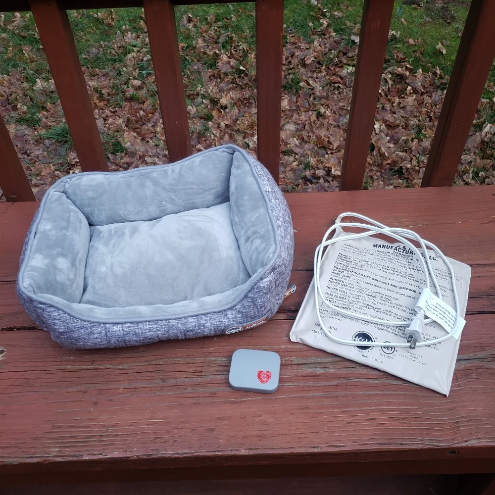 K&H Mother's Heartbeat Heated Puppy/Cat Pet Bed [SMALL]